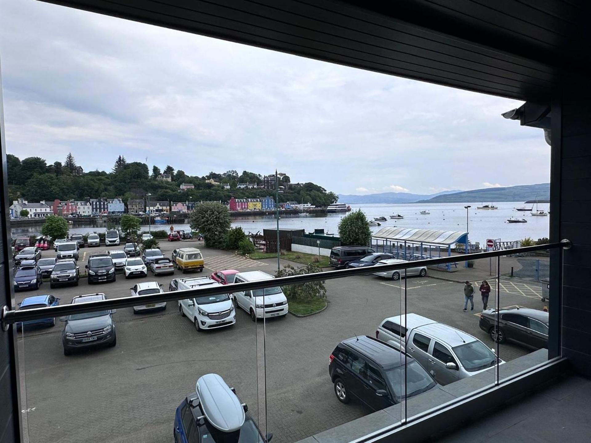 Harbourside Apartment No 3 Tobermory Exterior photo